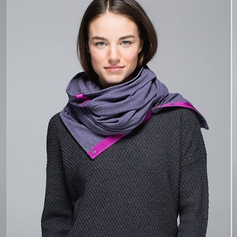 Lululemon Vinyasa Scarf *Rulu Heathered Herringbone Heathered Black Grape Night